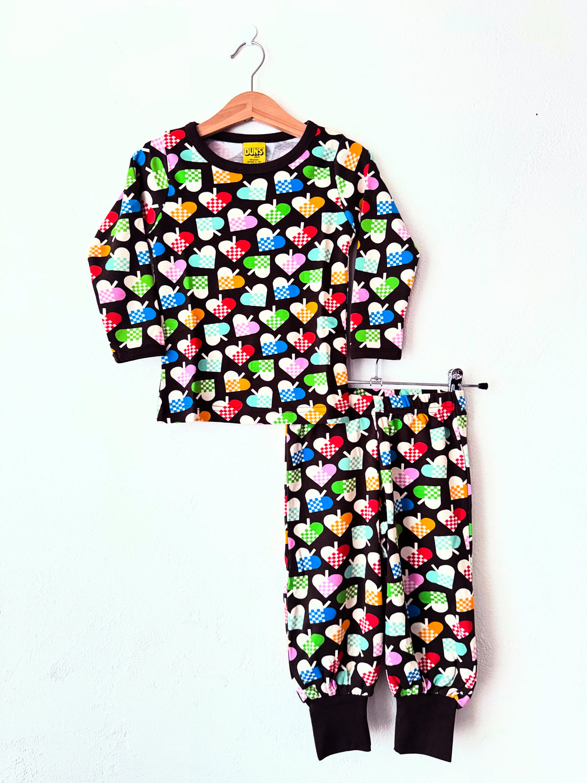 Duns Sweden - SET Longsleeve + Baggy Pants Hearts