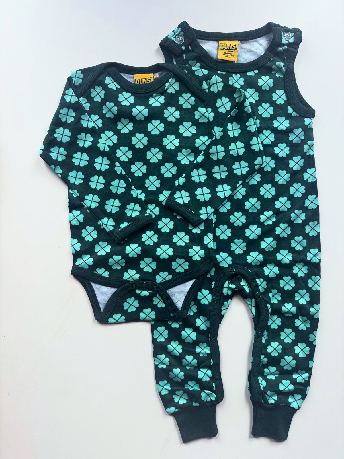 Duns Sweden - SET Dungarees + Body Clover Bistro Green